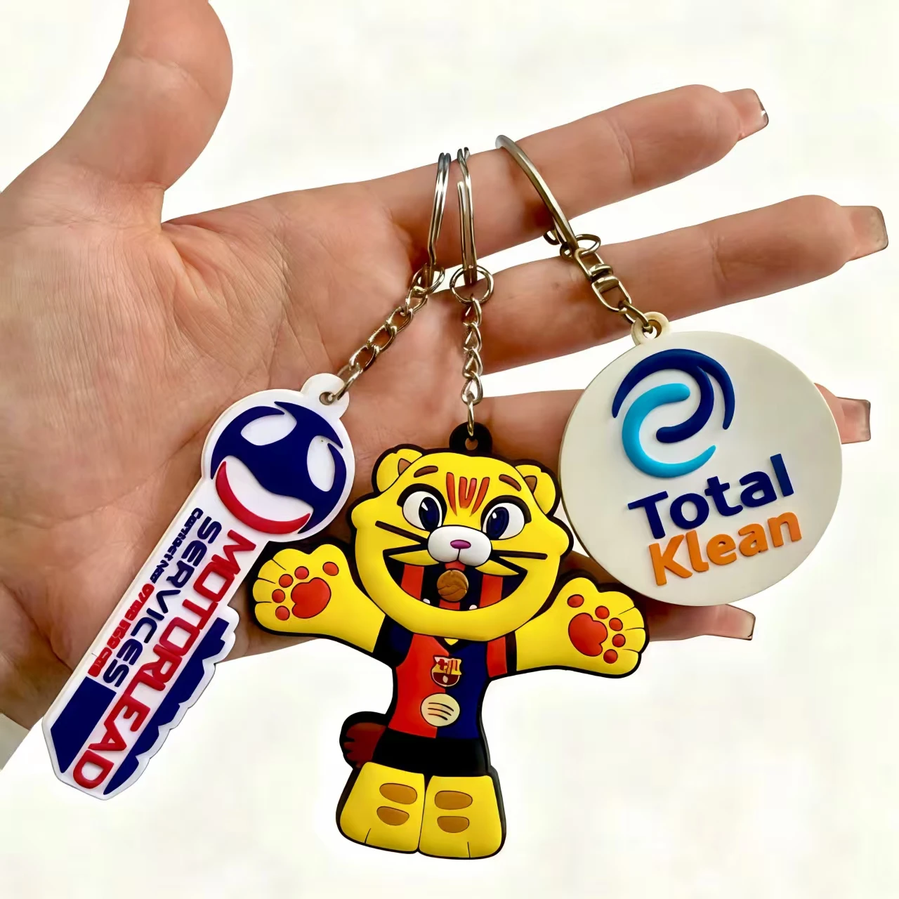 Gantungan Kunci Karet Custom Logo Perusahaan Berkualitas - Image 3